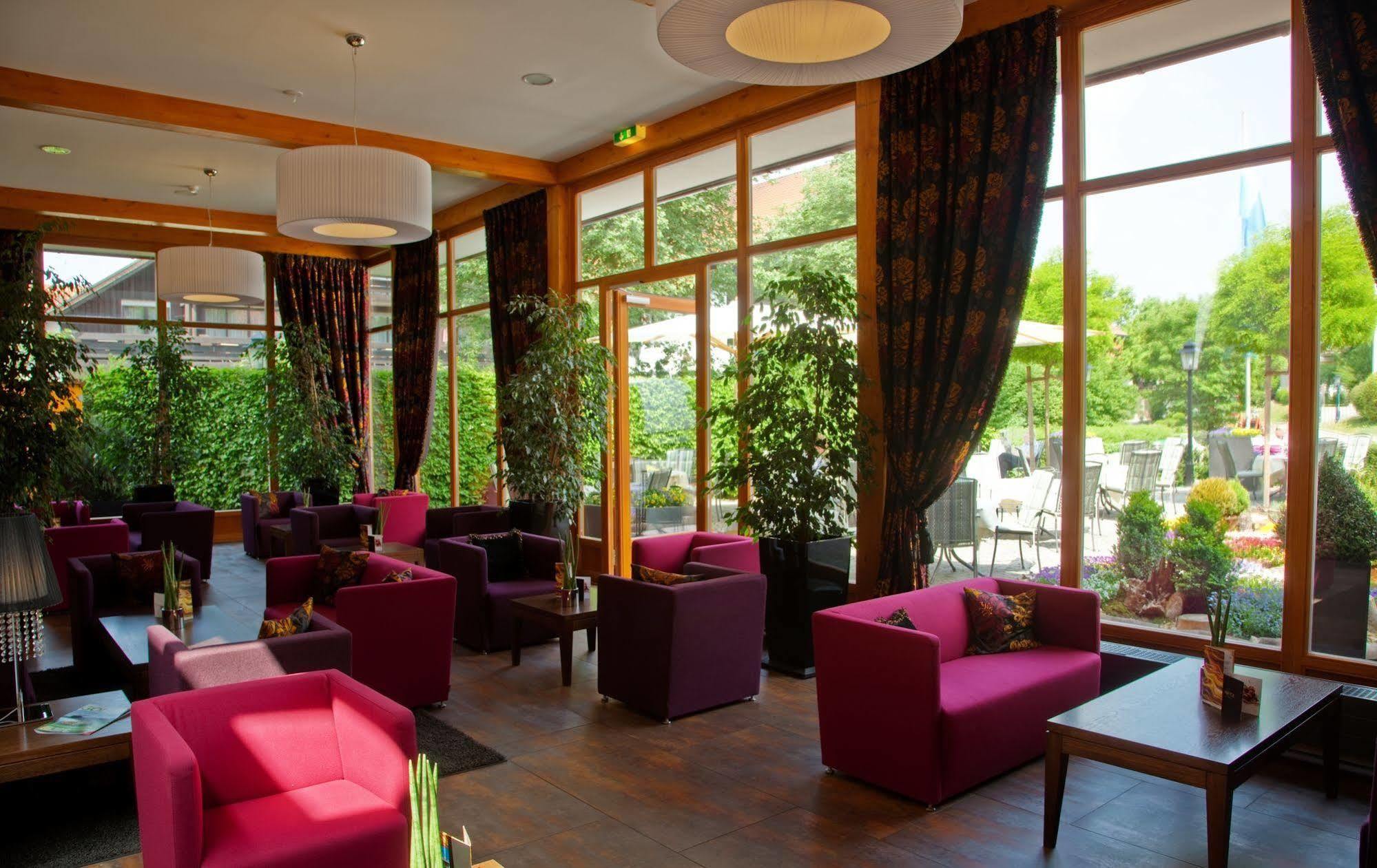 Hotel Furstenhof - Wellness- Und Golfhotel 바트그리스바흐 외부 사진
